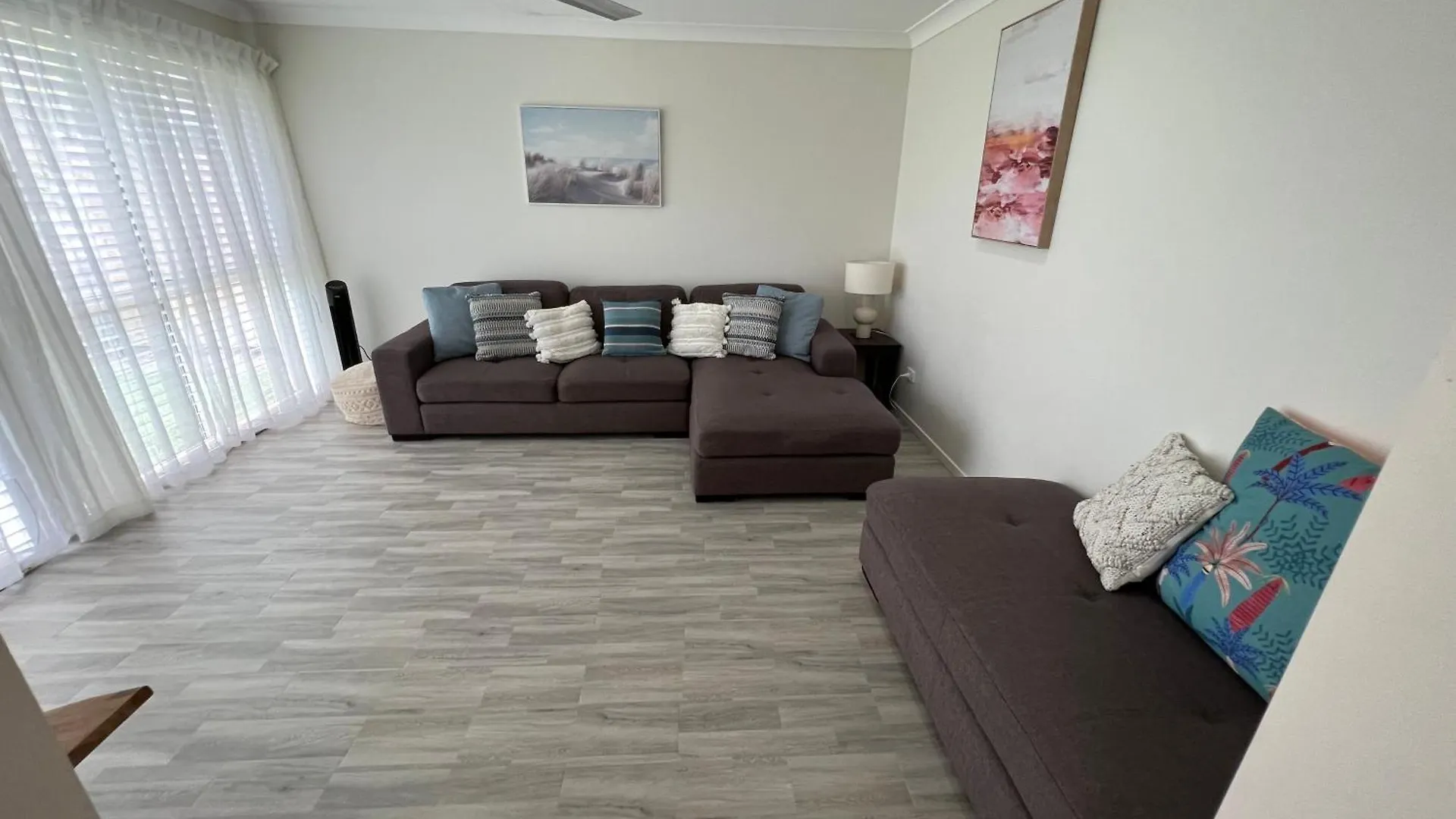 Sandstone Point 4-Bedroom Home Holiday home Sandstone Point